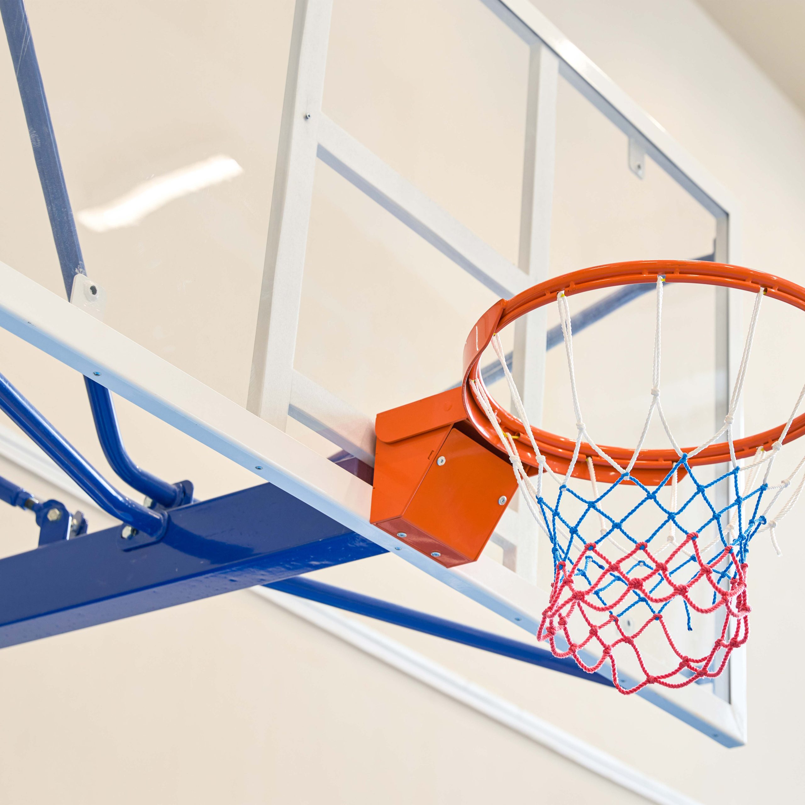 Щит баскетбольный игровой (монолитный поликарбонат) 1050х1800 мм ZAVODSPORTA — изображение 4